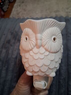 Scentsy White Owl Wax Warmer Nightlight
